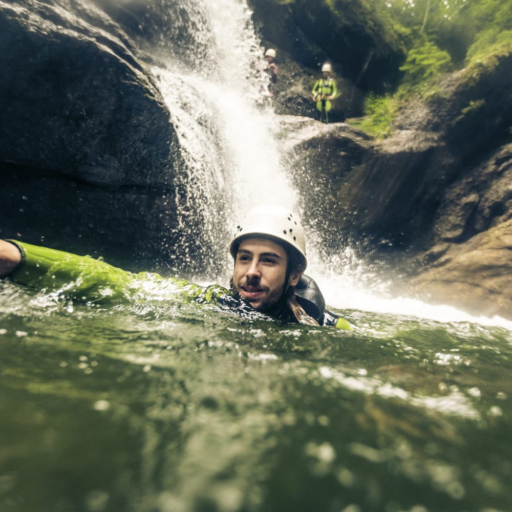 Germany, Bavaria, Allgaeu, man canyoning in Ostertal